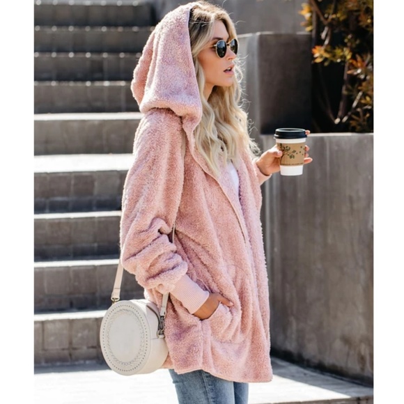 CAMBER Oversized Fleece Hoodie - Picture 2 of 8